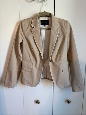 Banana Republic Tan/Khaki Blazer with White Trim